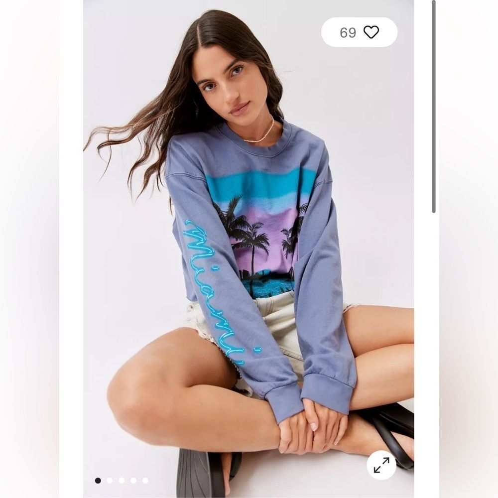 Urban Outfitters Project Social T Miami Cropped Sweatshirt S/M - Picture 2 of 5